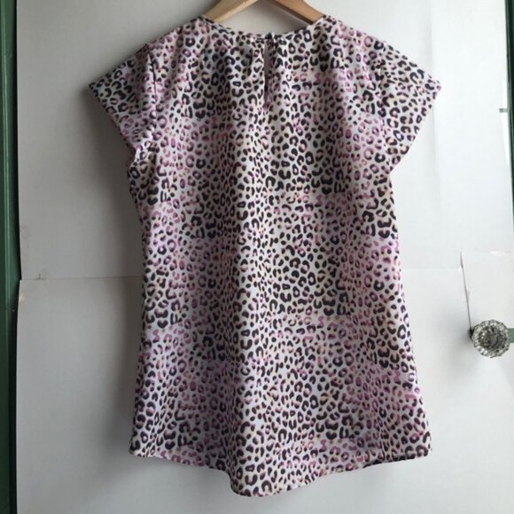 Kardashian Kollection Pink Leopard Print Top - Picture 2 of 4